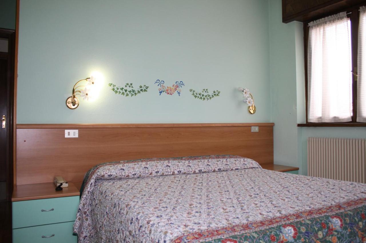 Hotel Locanda Ridevert Tione di Trento Zewnętrze zdjęcie