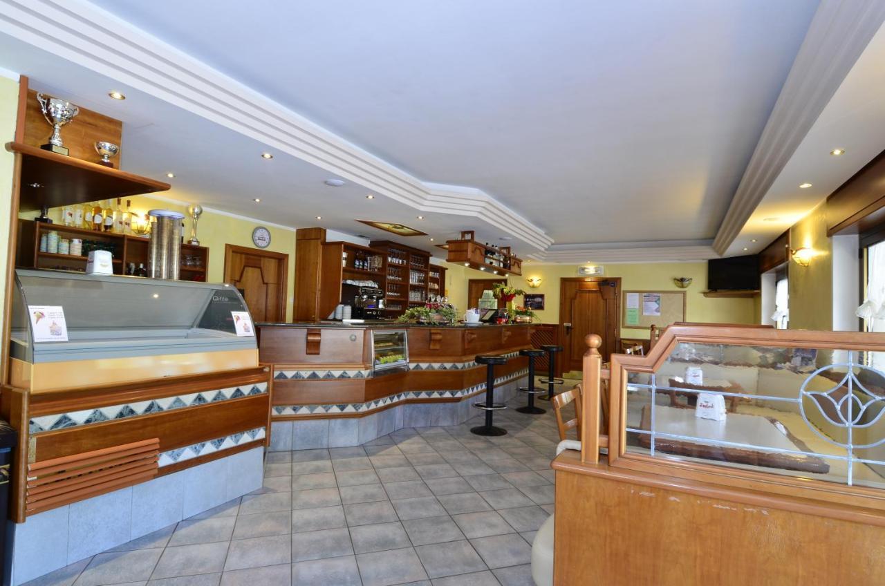 Hotel Locanda Ridevert Tione di Trento Zewnętrze zdjęcie